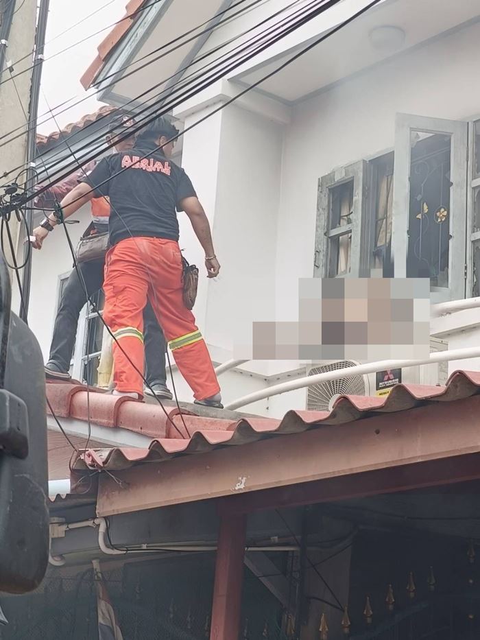 ไฟไหม้บ้าน ไฟไหม้บ้าน