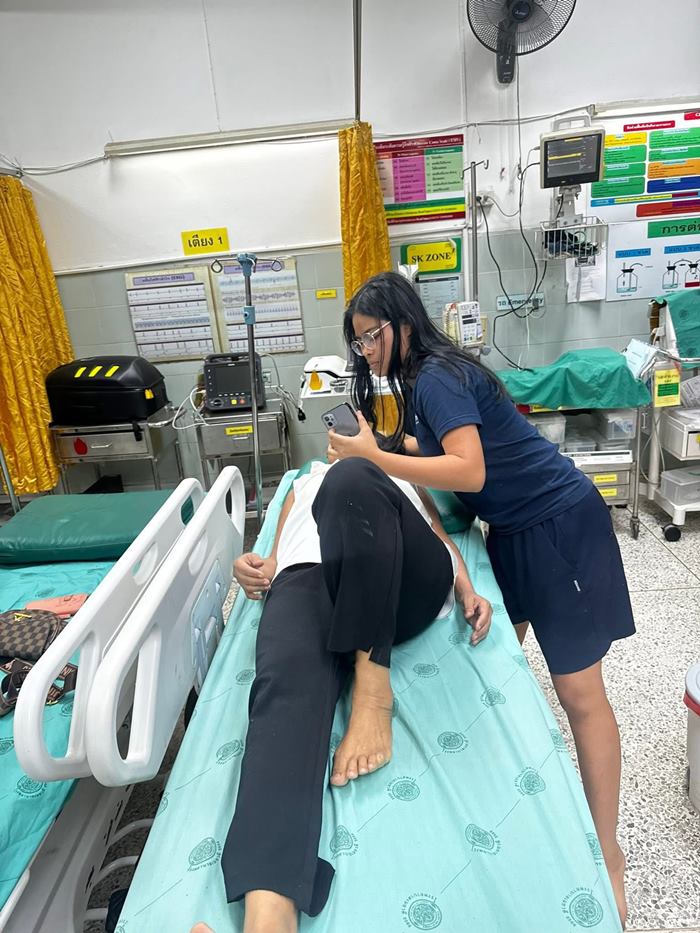 แม่นกน้อย อุไรพร รถคว่ำ แม่นกน้อย อุไรพร รถคว่ำ