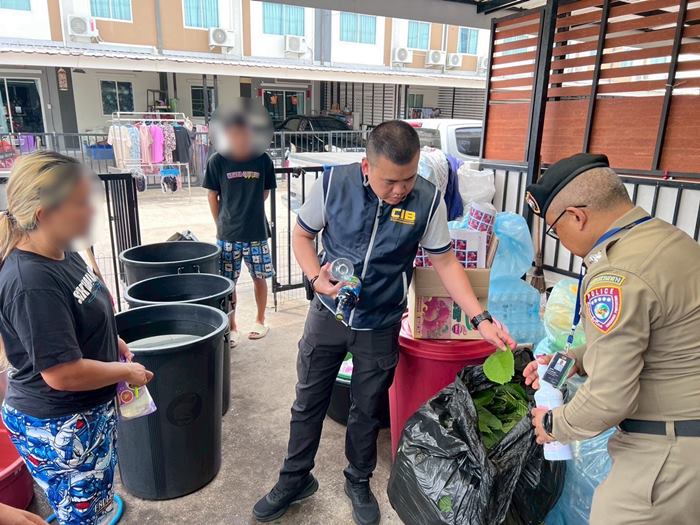 จับโรงงานผลิต 4X100 จับโรงงานผลิต 4X100