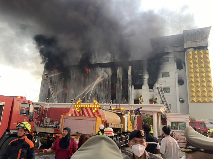 ไฟไหม้บริษัทแครี่บอย ไฟไหม้บริษัทแครี่บอย