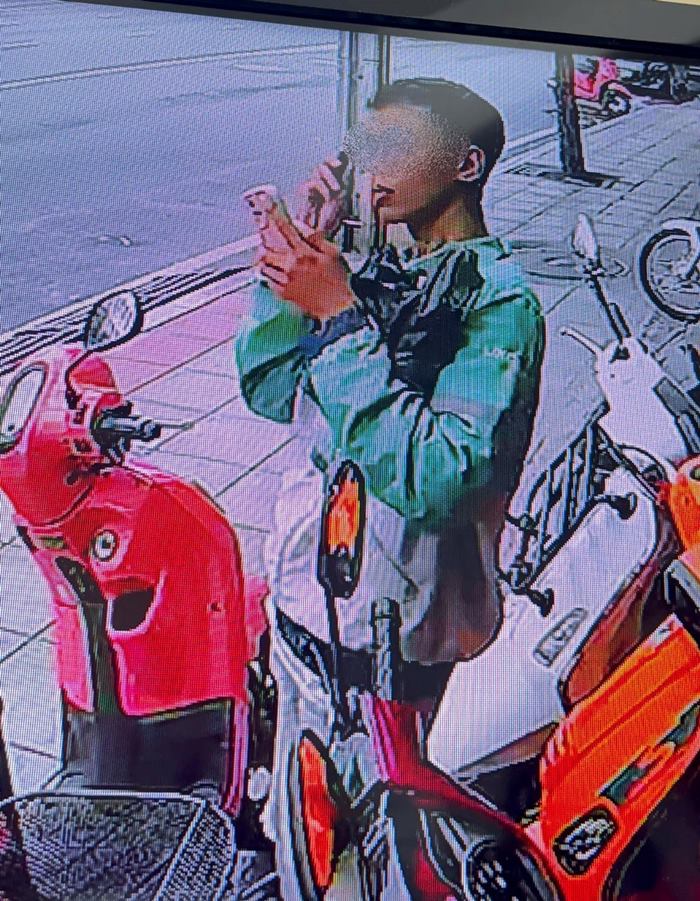 ไรเดอร์ขโมยกระเป๋า ไรเดอร์ขโมยกระเป๋า