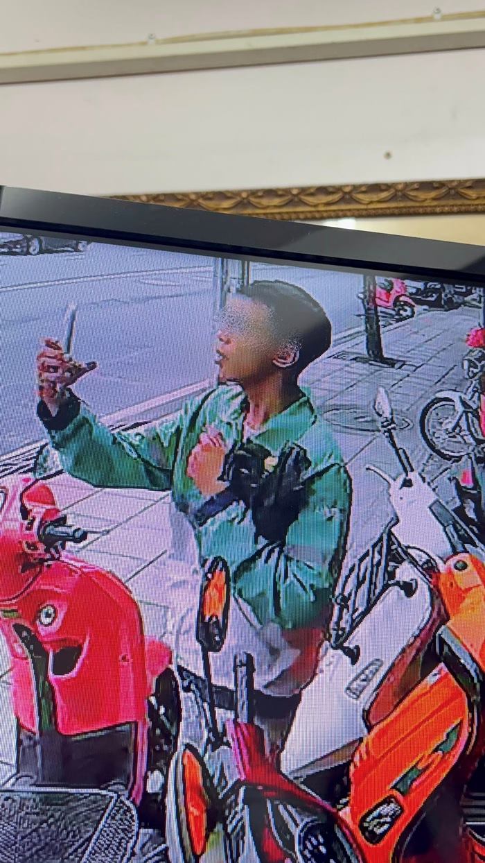 ไรเดอร์ขโมยกระเป๋า ไรเดอร์ขโมยกระเป๋า