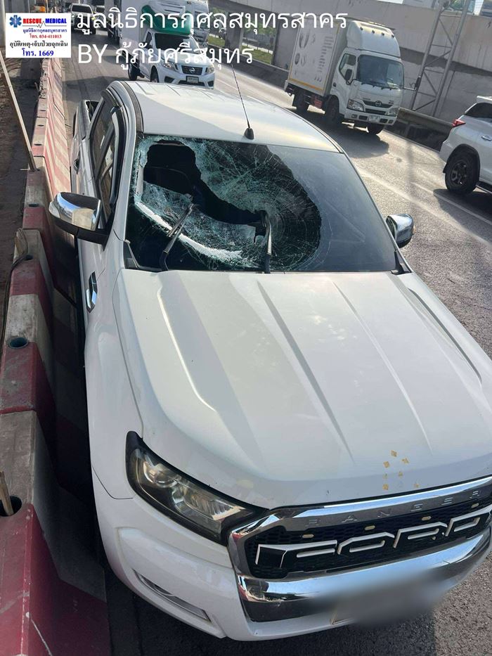 ทางด่วนพระราม 2 ปูนตกใส่รถ ทางด่วนพระราม 2 ปูนตกใส่รถ