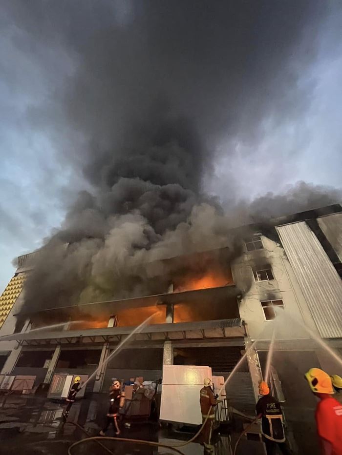 ไฟไหม้บริษัทแครี่บอย ไฟไหม้บริษัทแครี่บอย