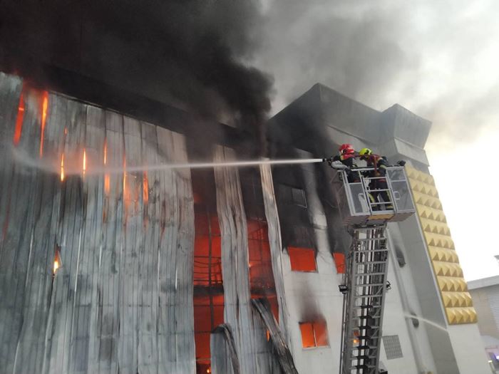 ไฟไหม้บริษัทแครี่บอย ไฟไหม้บริษัทแครี่บอย