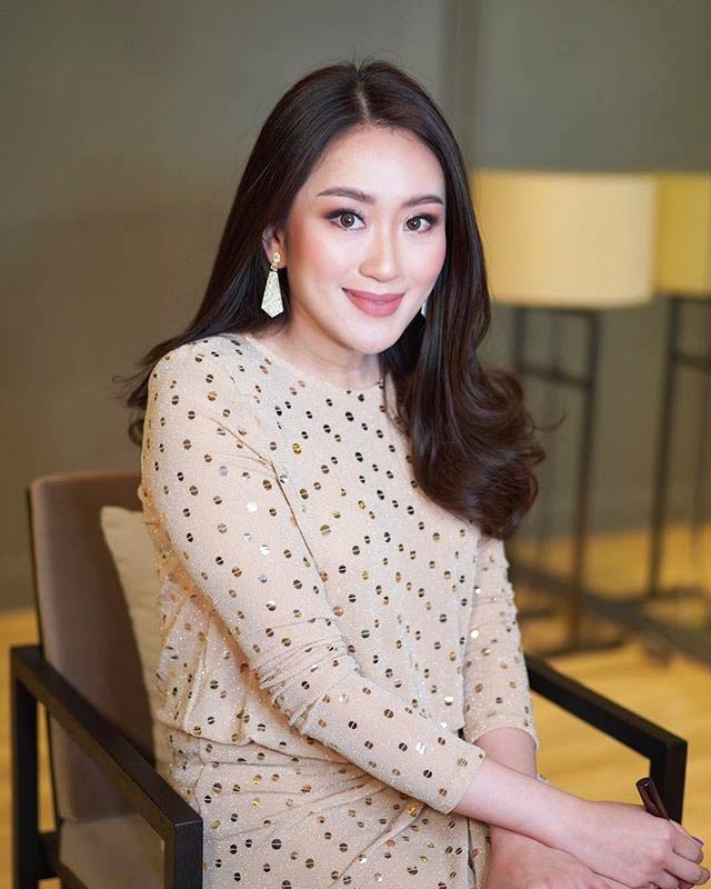 แพทองธาร ชินวัตร แพทองธาร ชินวัตร