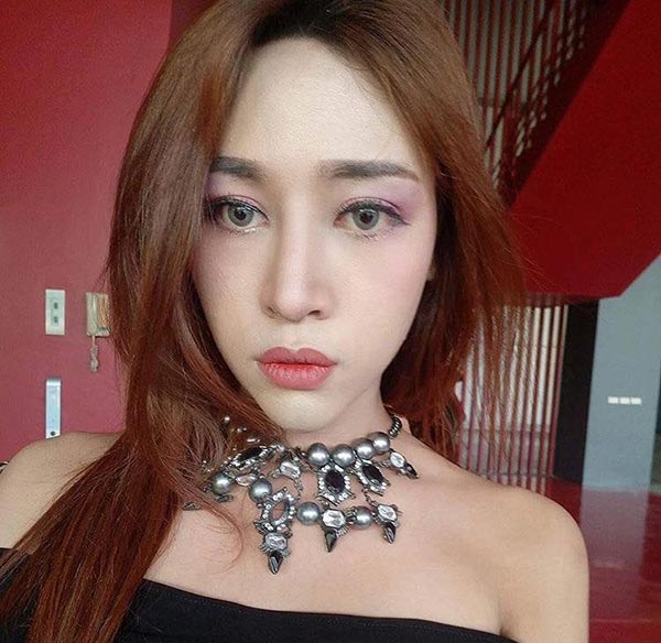 สาวประเภทสอง สาวประเภทสอง