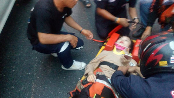 รถชนคน รถชนคน