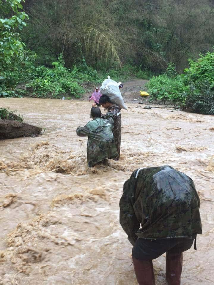 ครูบนดอย ครูบนดอย