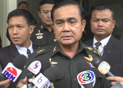 คสช. ประกาศเคอร์ฟิว 22.00-05.00 น. ห้ามออกนอกเคหะสถาน คสช. ประกาศเคอร์ฟิว 22.00-05.00 น. ห้ามออกนอกเคหะสถาน