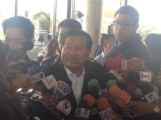 เฉลิม อยู่บำรุง เผ่น หลัง กปปส. บุกสโมสรทหารบก เฉลิม อยู่บำรุง เผ่น หลัง กปปส. บุกสโมสรทหารบก