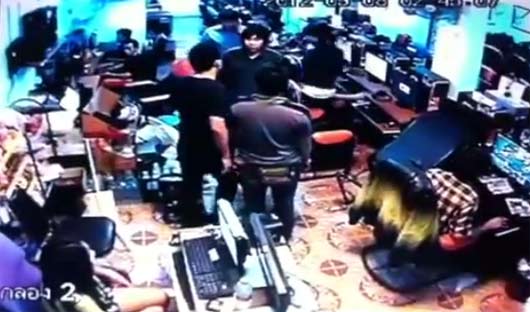 คลิปรีดไถเงินร้านเกม เชียงราย