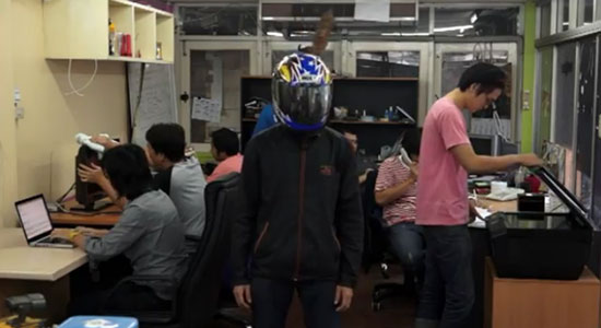 Harlem Shake เทรนด์การเต้นหมู่แบบใหม่ ทั้งฮาทั้งเพี้ยน