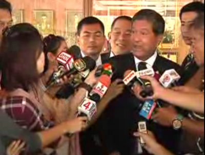 สมจิตต์ นักข่าวช่อง 7 ปะทะคารม เฉลิม ด่าเจ็บขี้ข้าทักษิณ