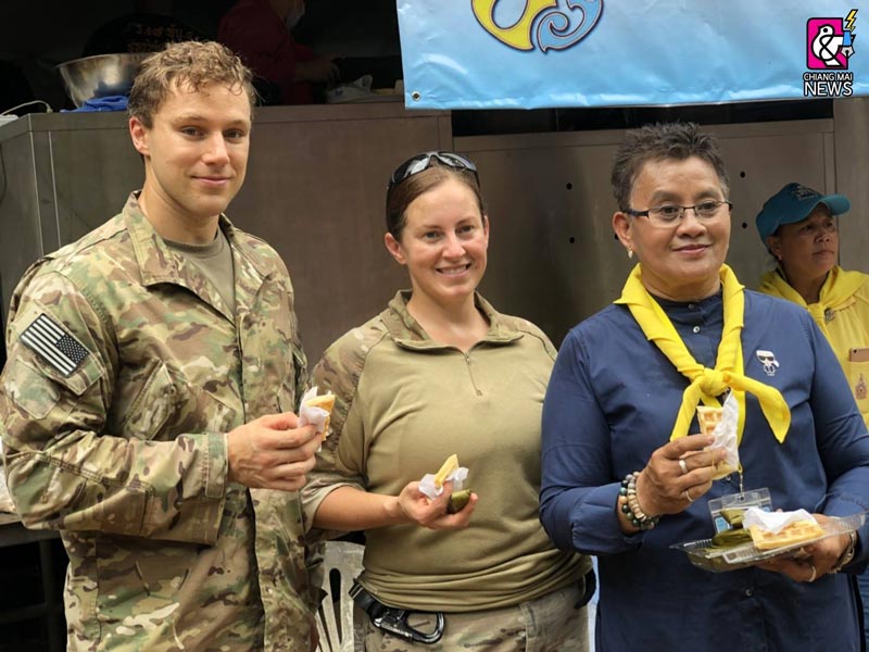 ทหารกินข้าวต้มมัด ทหารกินข้าวต้มมัด