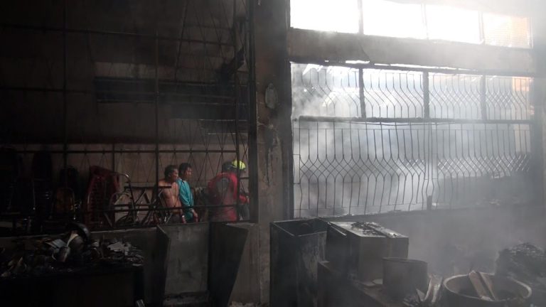 ไฟไหม้โรงเรียน ไฟไหม้โรงเรียน