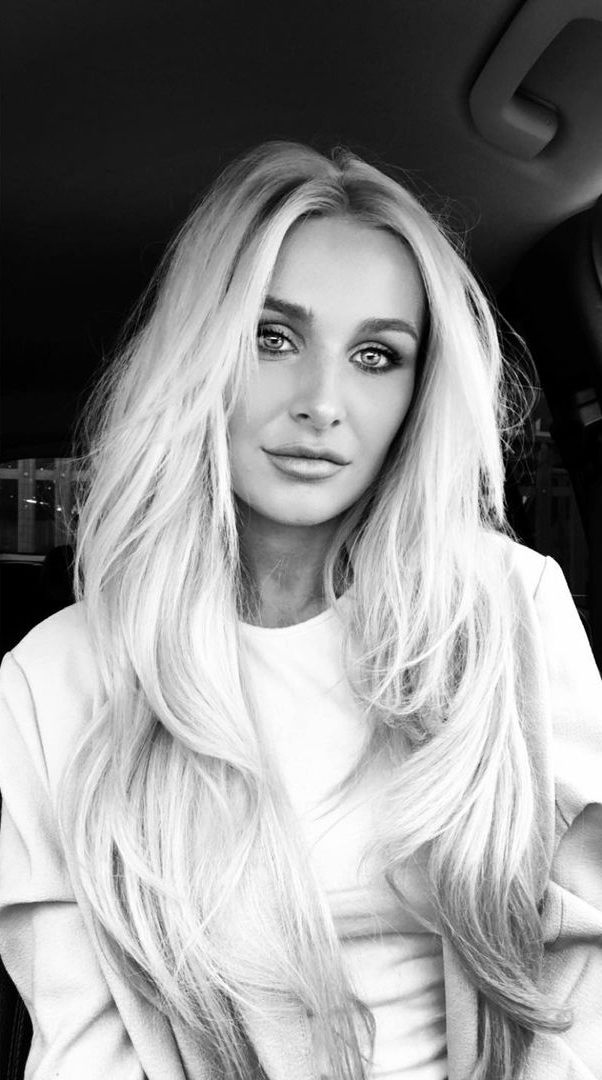 แก้ผ้าในบ้าน แก้ผ้าในบ้าน