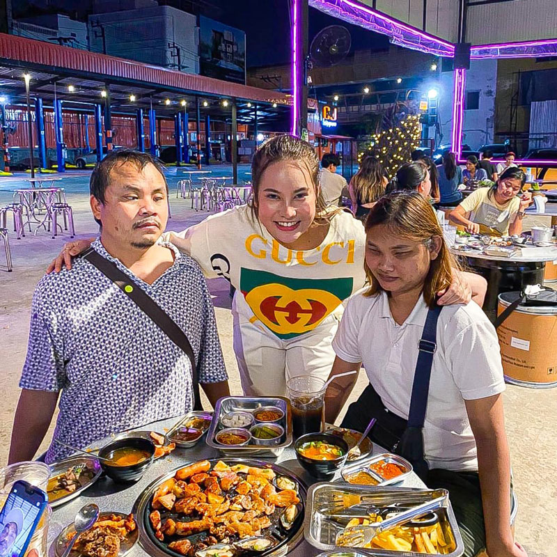 ร้านปิ้งย่างดูแลคนตาบอด ร้านปิ้งย่างดูแลคนตาบอด