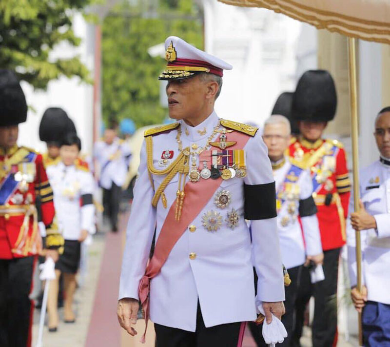 พระบาทสมเด็จพระเจ้าอยู่หัว พระบาทสมเด็จพระเจ้าอยู่หัว