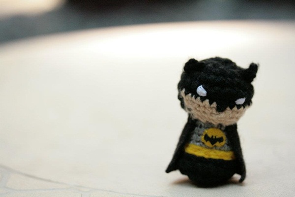 สาวถักโครเชต์ซูเปอร์ฮีโร่โซคิวท์ แจกฟรีทั่วเมืองซานดิเอโก สาวถักโครเชต์ซูเปอร์ฮีโร่โซคิวท์ แจกฟรีทั่วเมืองซานดิเอโก