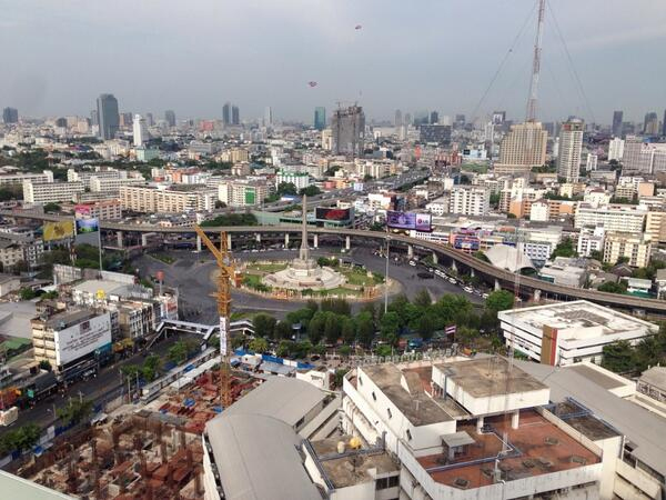 ตำรวจจ่อจัดการม็อบอนุสาวรีย์ชัย เตือน ไม่เกี่ยวข้องอย่าเข้าพื้นที่ ตำรวจจ่อจัดการม็อบอนุสาวรีย์ชัย เตือน ไม่เกี่ยวข้องอย่าเข้าพื้นที่