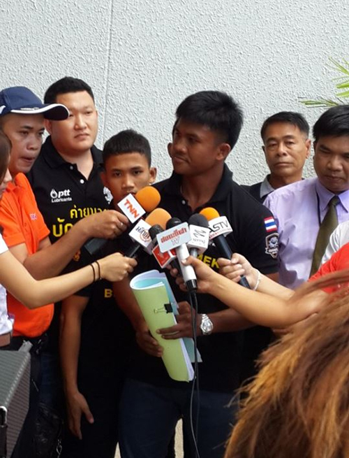 บัวขาว ฟ้องกลับ ไทยไฟต์ 100 ล้าน ข้อหาหมิ่น จัดมวยปาหี่ บัวขาว ฟ้องกลับ ไทยไฟต์ 100 ล้าน ข้อหาหมิ่น จัดมวยปาหี่