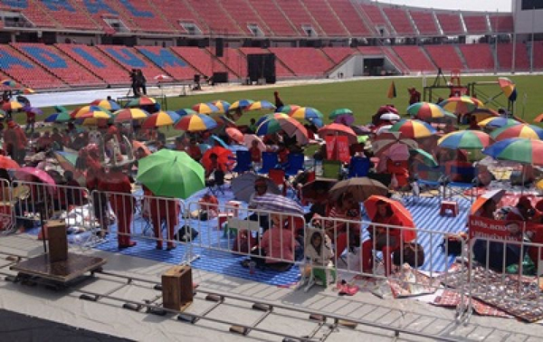 เสื้อแดงชุมนุมราชมังคลาฯ ส่อยืดถึง 24 พ.ย. หากเหตุการณ์ไม่ปกติ เสื้อแดงชุมนุมราชมังคลาฯ ส่อยืดถึง 24 พ.ย. หากเหตุการณ์ไม่ปกติ