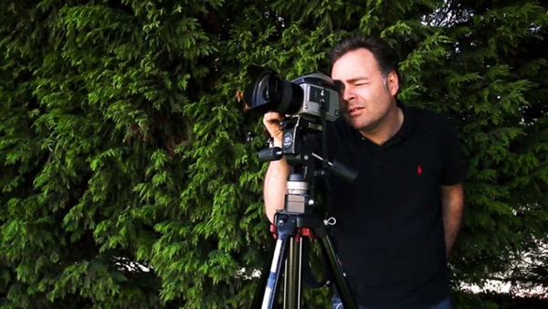 ลูกโป่งบุกโลก จะเกิดอะไรขึ้นเมื่อมีลูกโป่งแฝงตัวอยู่ทุกที่.. ลูกโป่งบุกโลก จะเกิดอะไรขึ้นเมื่อมีลูกโป่งแฝงตัวอยู่ทุกที่..