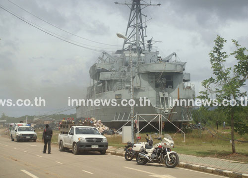 ไฟไหม้เรือรบหลวงลันตา หน้า อบจ.กระบี่-ไร้เจ็บ