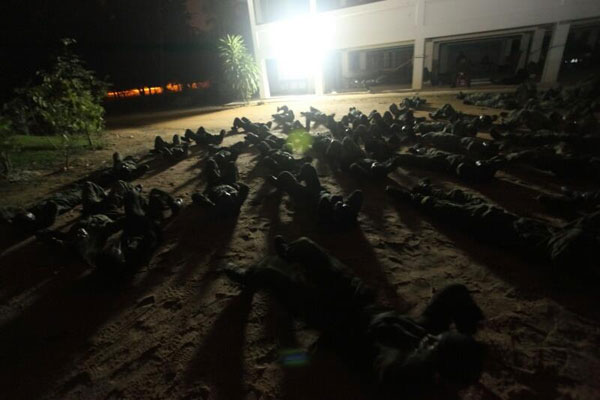 นักรบรีคอน ที่สุดของความแกร่ง