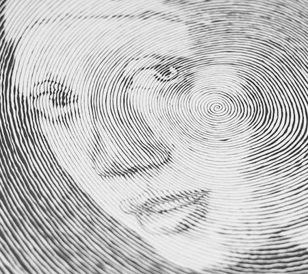 ภาพวาดวงก้นหอย ความสวยที่มาพร้อมความอดทน