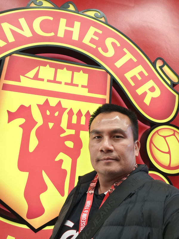 สมปอง นครไธสง สมปอง นครไธสง