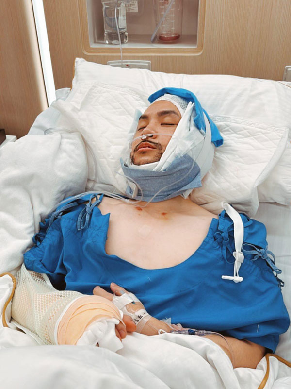 ทอม อิศรา ทอม อิศรา