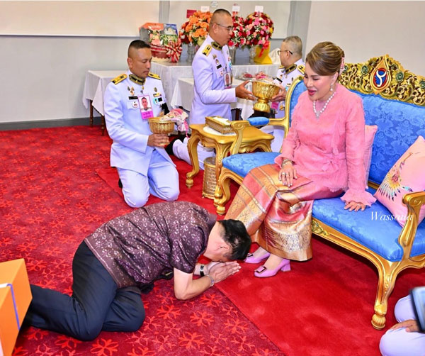 อนุทิน ชาญวีรกูล อนุทิน ชาญวีรกูล