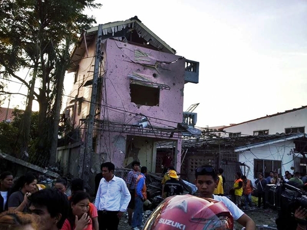 ระเบิดลาดปลาเค้า ระเบิดลาดปลาเค้า