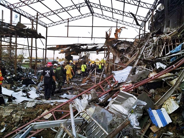 ระเบิดลาดปลาเค้า ระเบิดลาดปลาเค้า