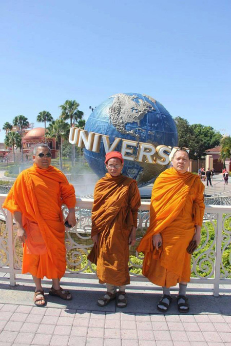 พระเที่ยวอเมริกา พระเที่ยวอเมริกา