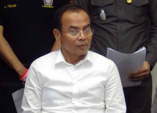 อุทิศ ชูช่วย อุทิศ ชูช่วย