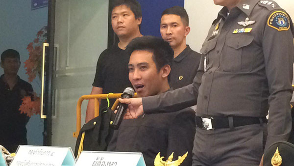 ทหารปลอม ทหารปลอม