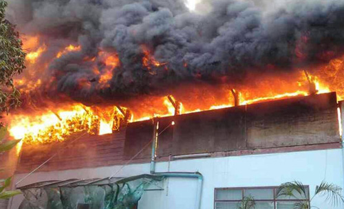 ไฟไหม้วัดกระโจมทอง ไฟไหม้วัดกระโจมทอง