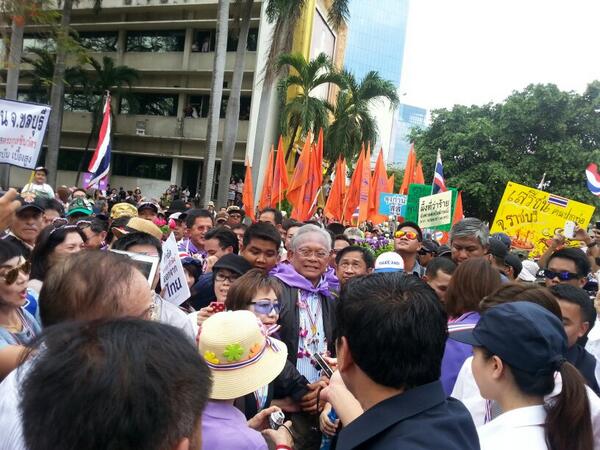 สุเทพ เทือกสุบรรณ สุเทพ เทือกสุบรรณ