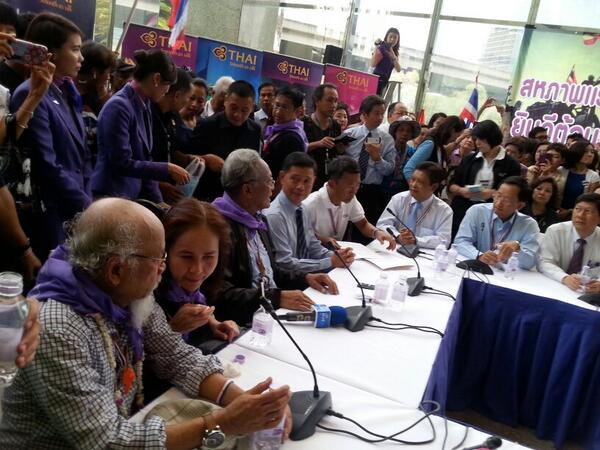 สุเทพ เทือกสุบรรณ สุเทพ เทือกสุบรรณ