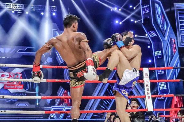 บัวขาว บัญชาเมฆ บัวขาว บัญชาเมฆ