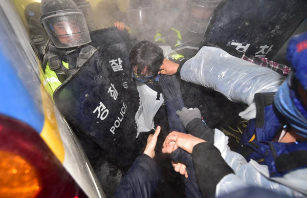 ประท้วงเกาหลีใต้ ประท้วงเกาหลีใต้