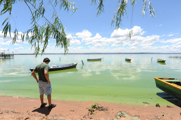 ทะเลสาบเขียวขุ่น ทะเลสาบเขียวขุ่น