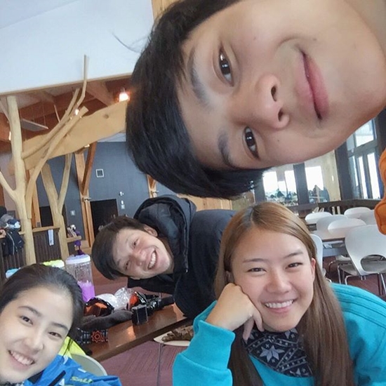 แพรวา ฮอร์โมน แพรวา ฮอร์โมน