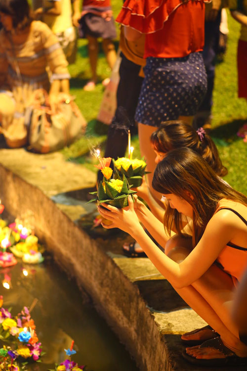 ภาพลอยกระทง ภาพลอยกระทง
