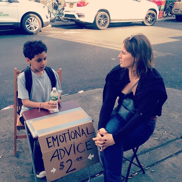 เด็ก 11 ขวบผันตัวเป็นที่ปรึกษาด้านอารมณ์ เด็ก 11 ขวบผันตัวเป็นที่ปรึกษาด้านอารมณ์