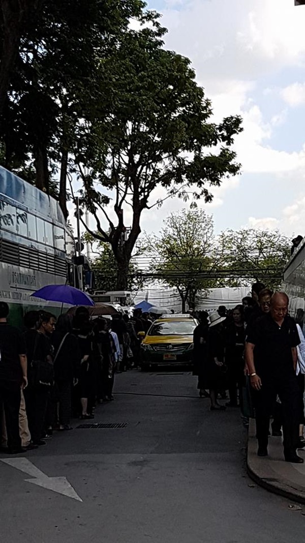 หนังสือ พระบาทสมเด็จพระปรมินทรมหาภูมิพลอดุลยเดช หนังสือ พระบาทสมเด็จพระปรมินทรมหาภูมิพลอดุลยเดช