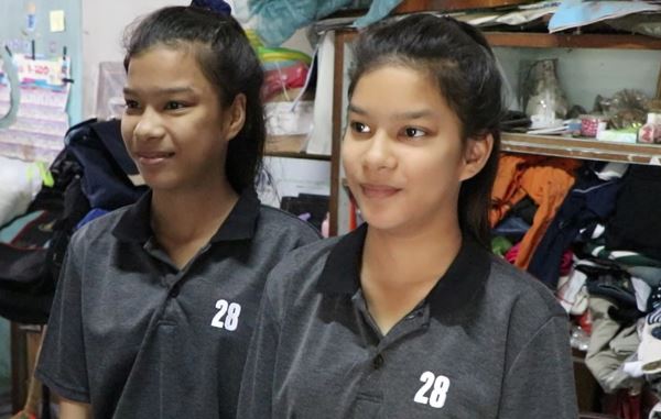 น้องไฟว์-น้องโฟร์ท แฝดสยาม น้องไฟว์-น้องโฟร์ท แฝดสยาม